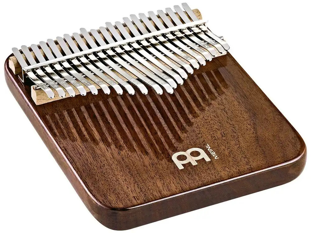 MEINL Percussion - KALIMBA C MAJOR 21-NOTES MEINL, SOLID BLACK, ROUND ARC BOARD, WITH CASE, WALNUT KL2101S Pouze Dnes