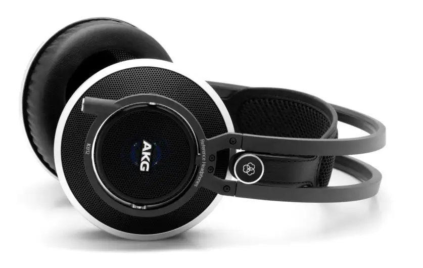 AKG K812 B STOCK Akce